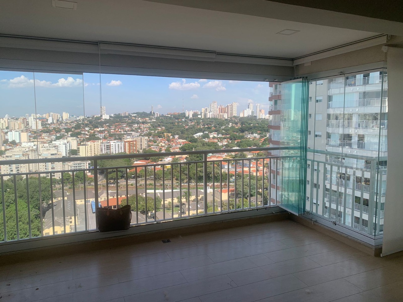 Apartamento à venda com 2 quartos, 62m² - Foto 17