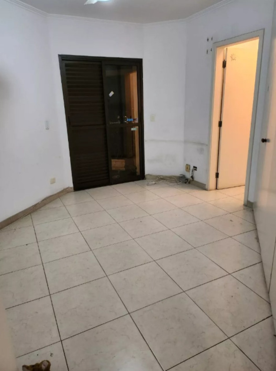 Apartamento à venda com 4 quartos, 239m² - Foto 4