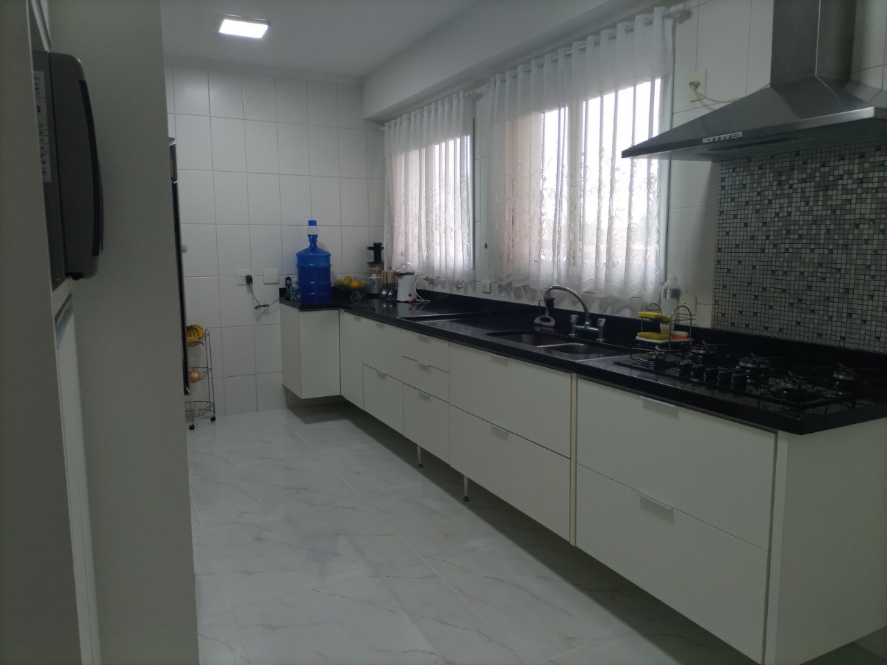 Apartamento à venda com 3 quartos, 156m² - Foto 13