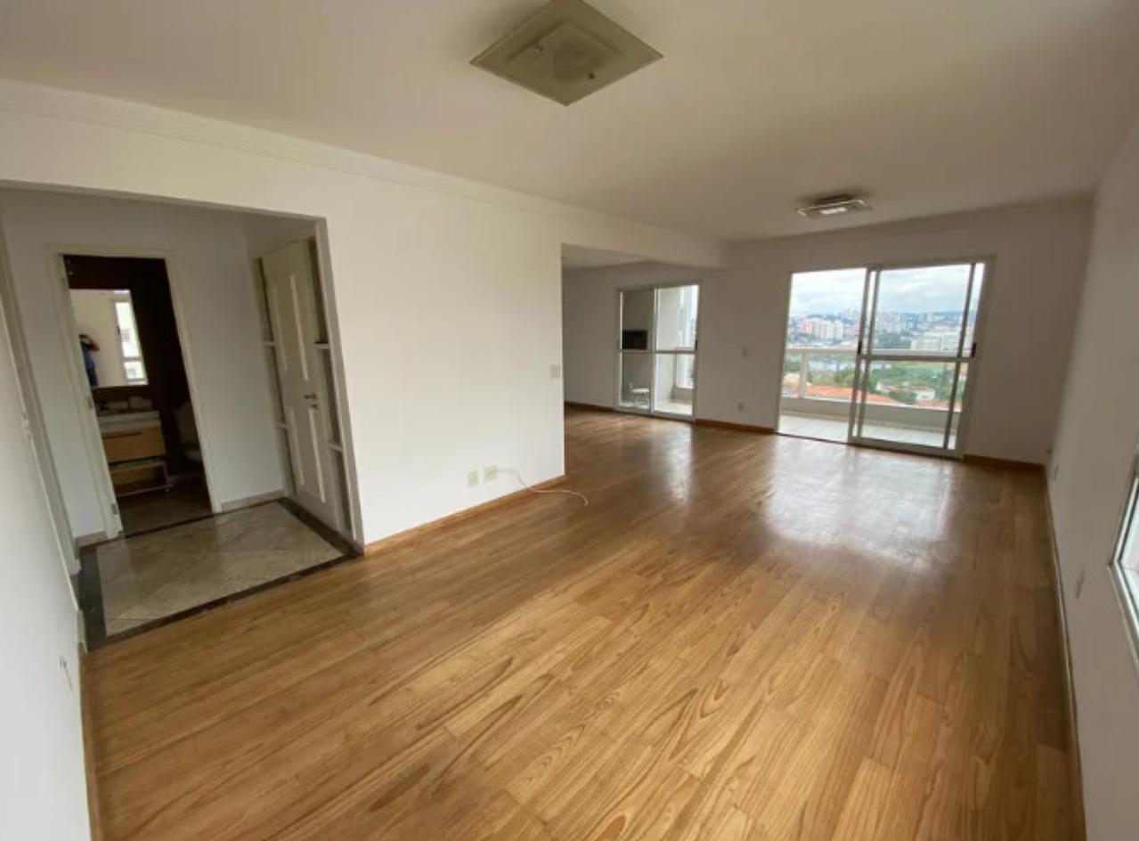 Apartamento à venda com 3 quartos, 300m² - Foto 1