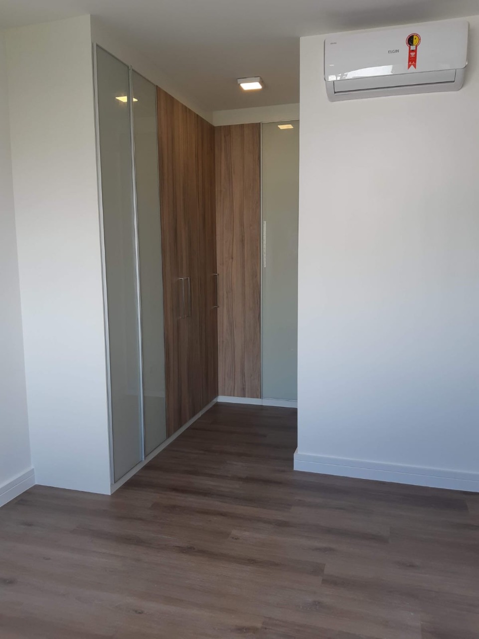 Apartamento à venda com 2 quartos, 68m² - Foto 15