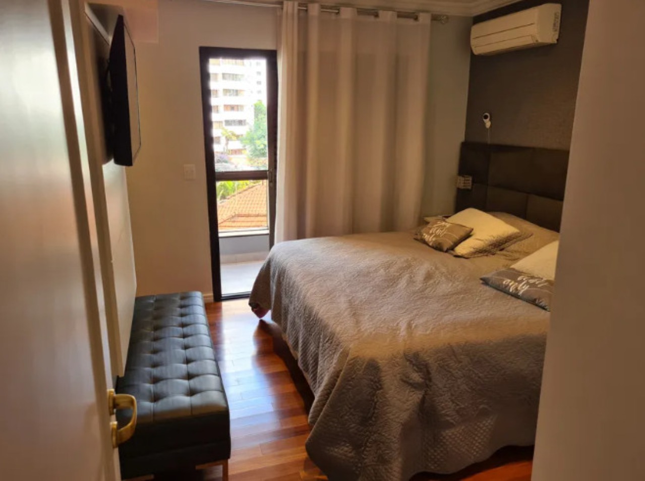 Apartamento à venda com 4 quartos, 215m² - Foto 9