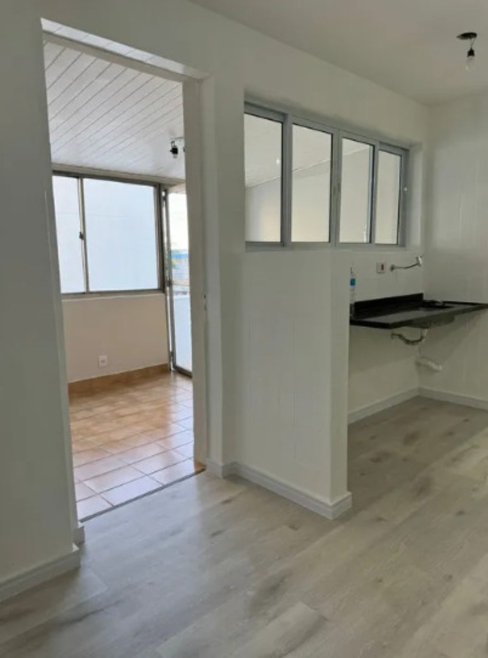 Apartamento à venda com 2 quartos, 75m² - Foto 20