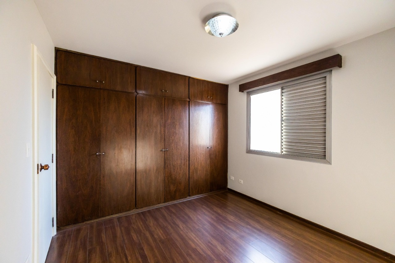 Apartamento à venda com 3 quartos, 200m² - Foto 7