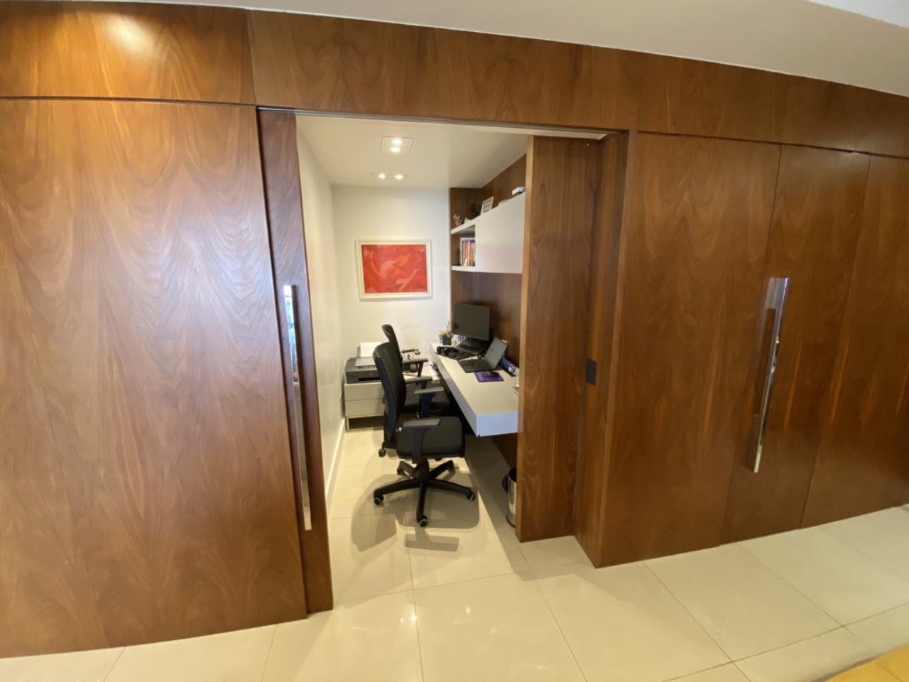 Apartamento à venda com 3 quartos, 160m² - Foto 4