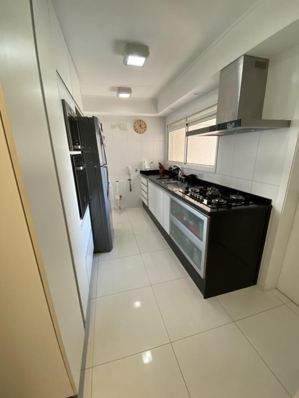 Apartamento à venda com 3 quartos, 160m² - Foto 7