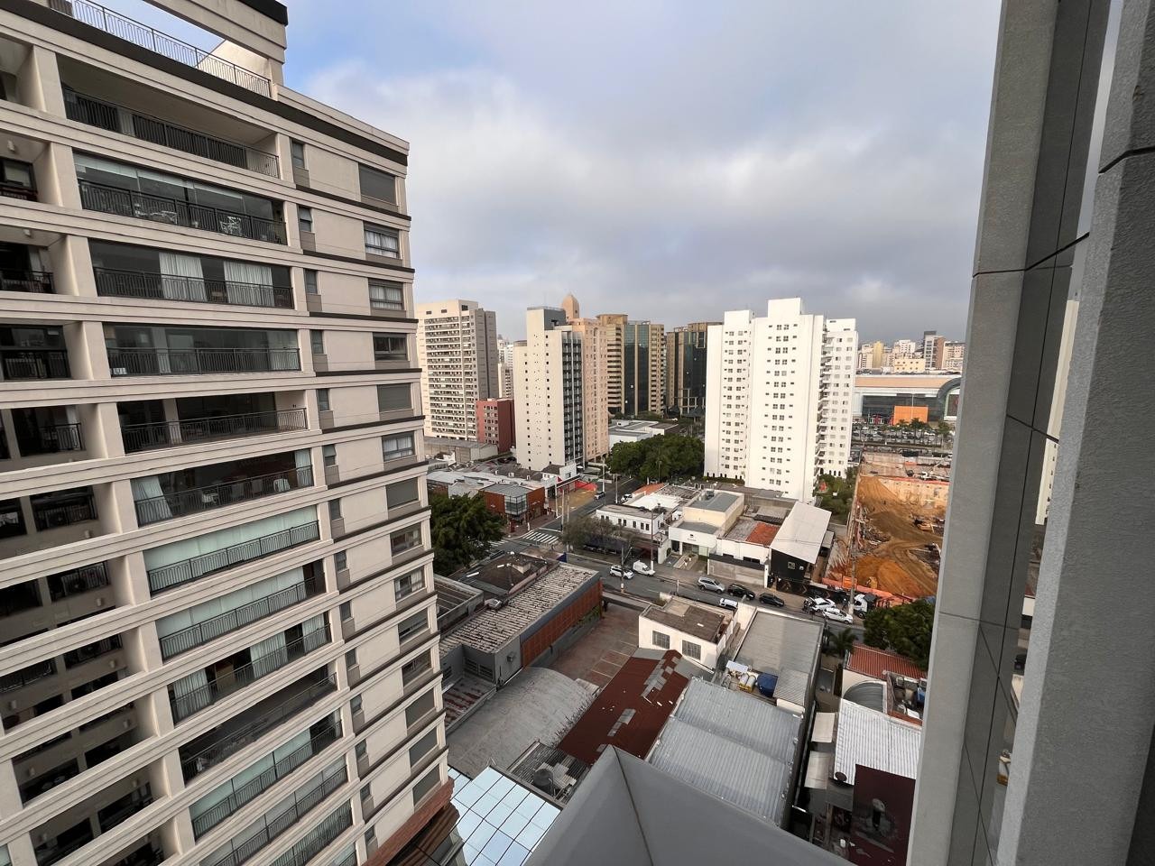 Apartamento à venda com 1 quarto, 49m² - Foto 26