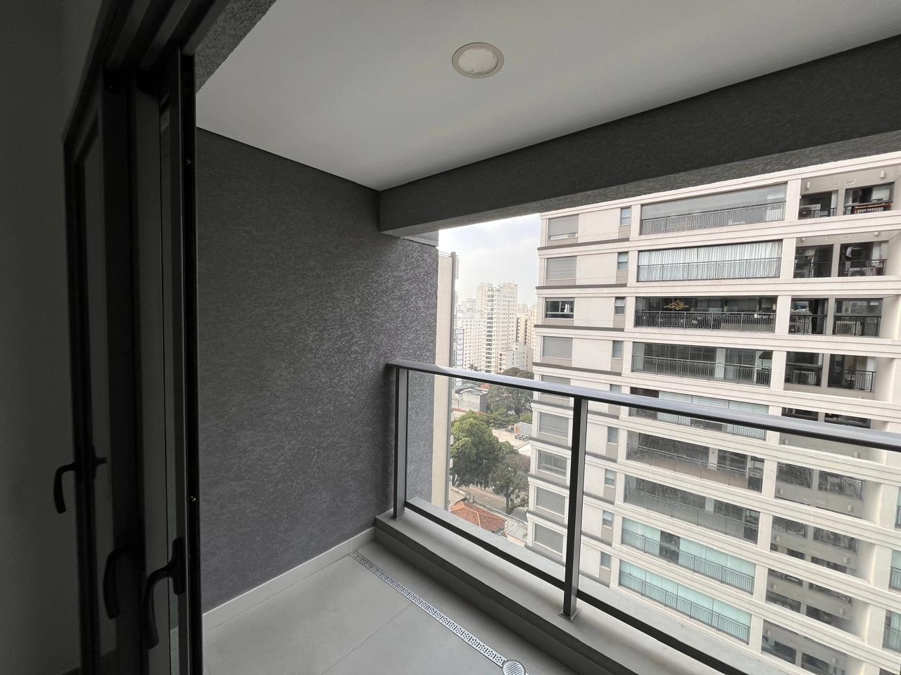 Apartamento à venda com 1 quarto, 49m² - Foto 46