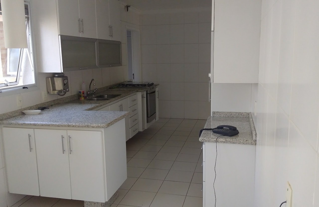 Apartamento para alugar com 4 quartos, 240m² - Foto 41