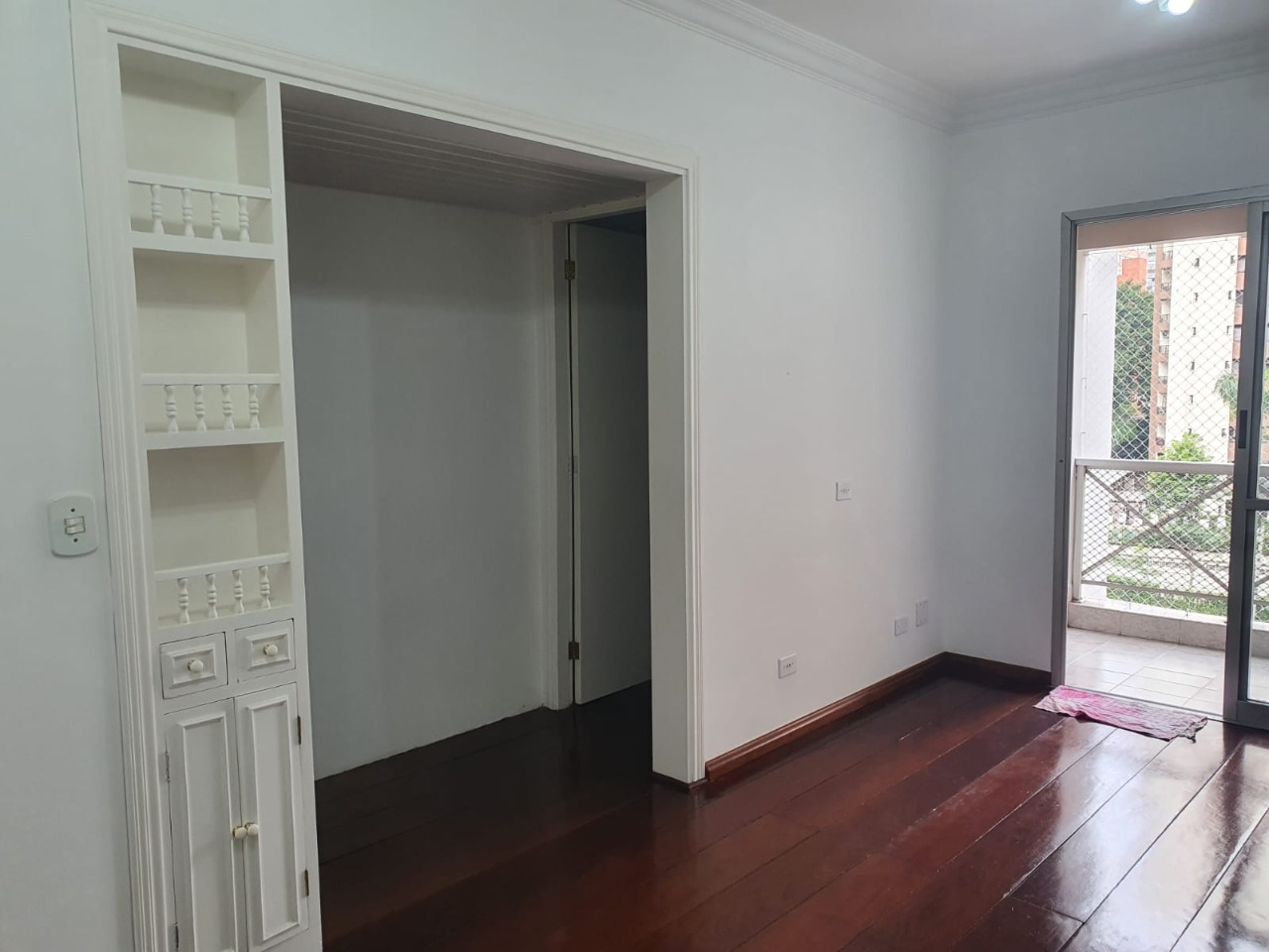 Apartamento à venda com 2 quartos, 64m² - Foto 1