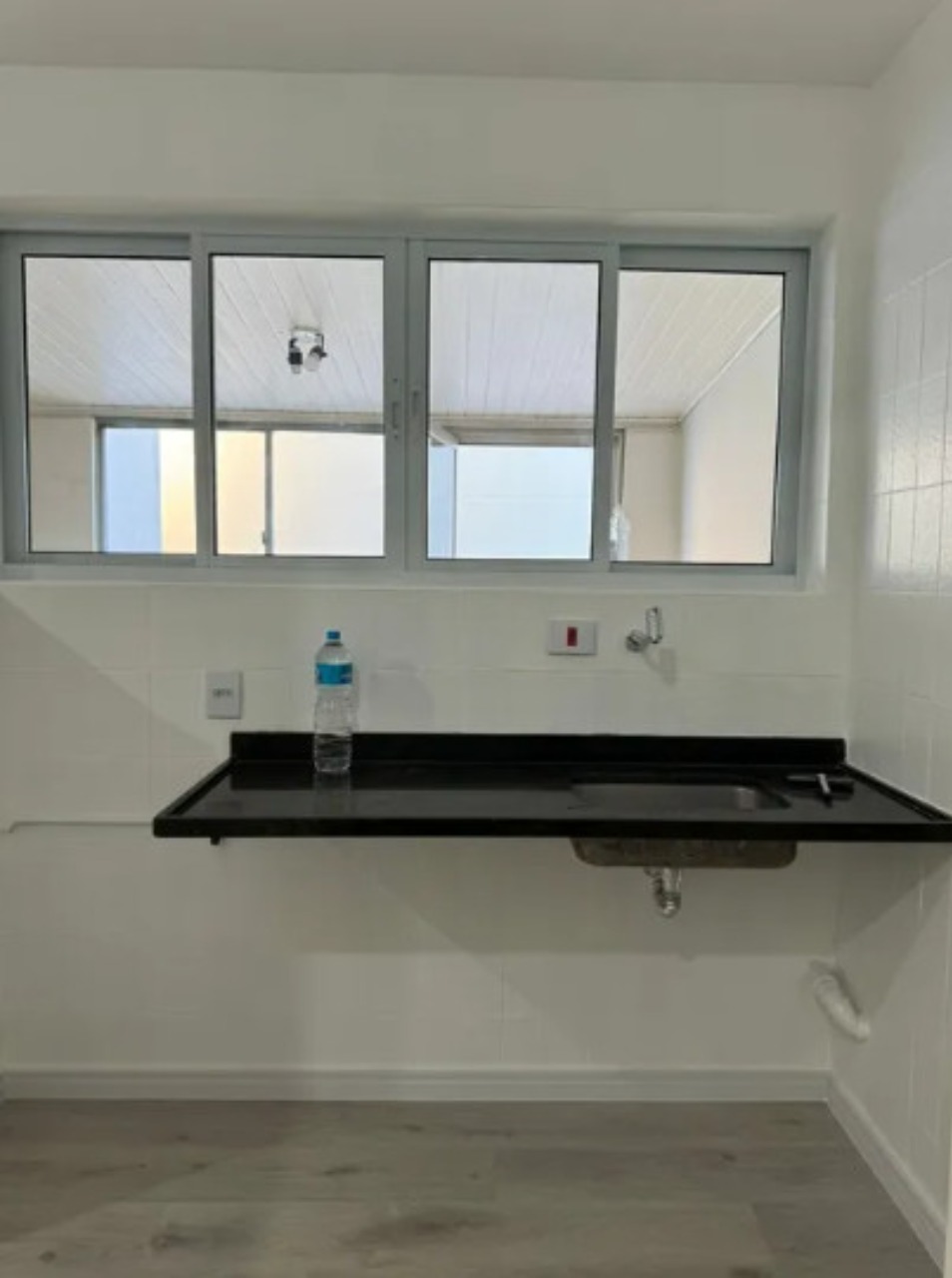 Apartamento à venda com 2 quartos, 75m² - Foto 16