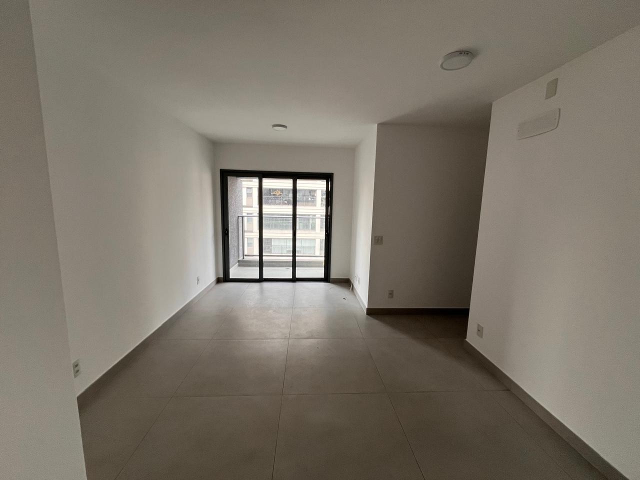 Apartamento à venda com 1 quarto, 49m² - Foto 34