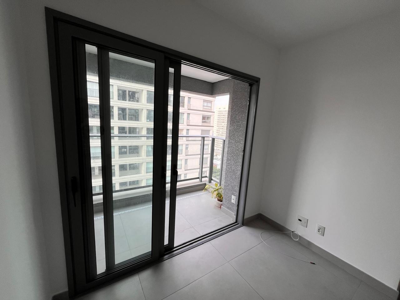 Apartamento à venda com 1 quarto, 49m² - Foto 15