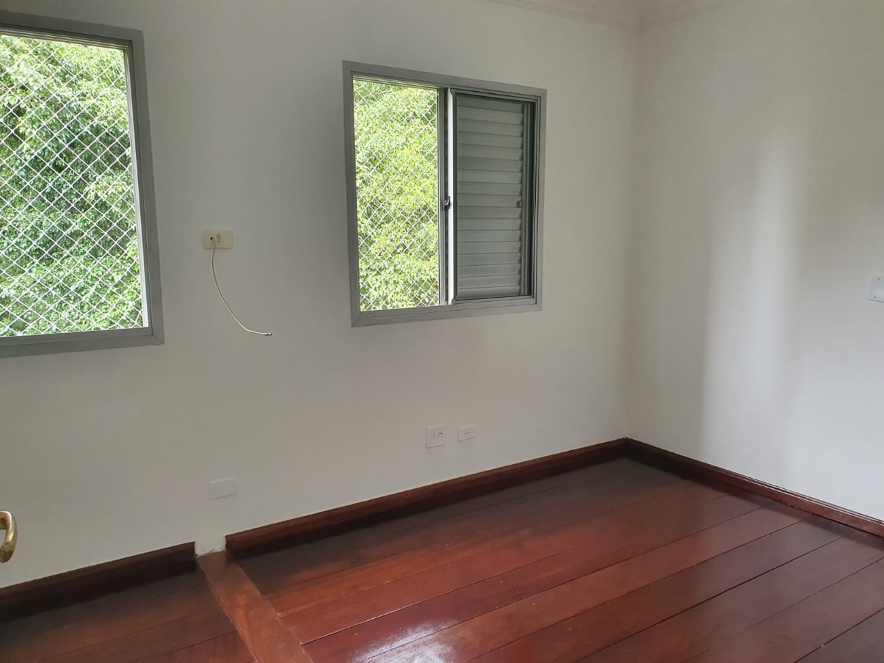 Apartamento à venda com 2 quartos, 64m² - Foto 4