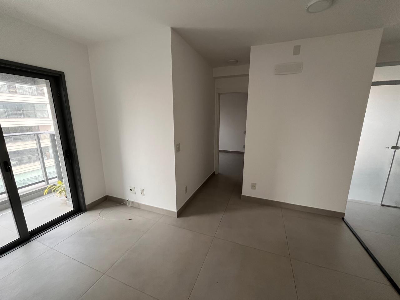 Apartamento à venda com 1 quarto, 49m² - Foto 28