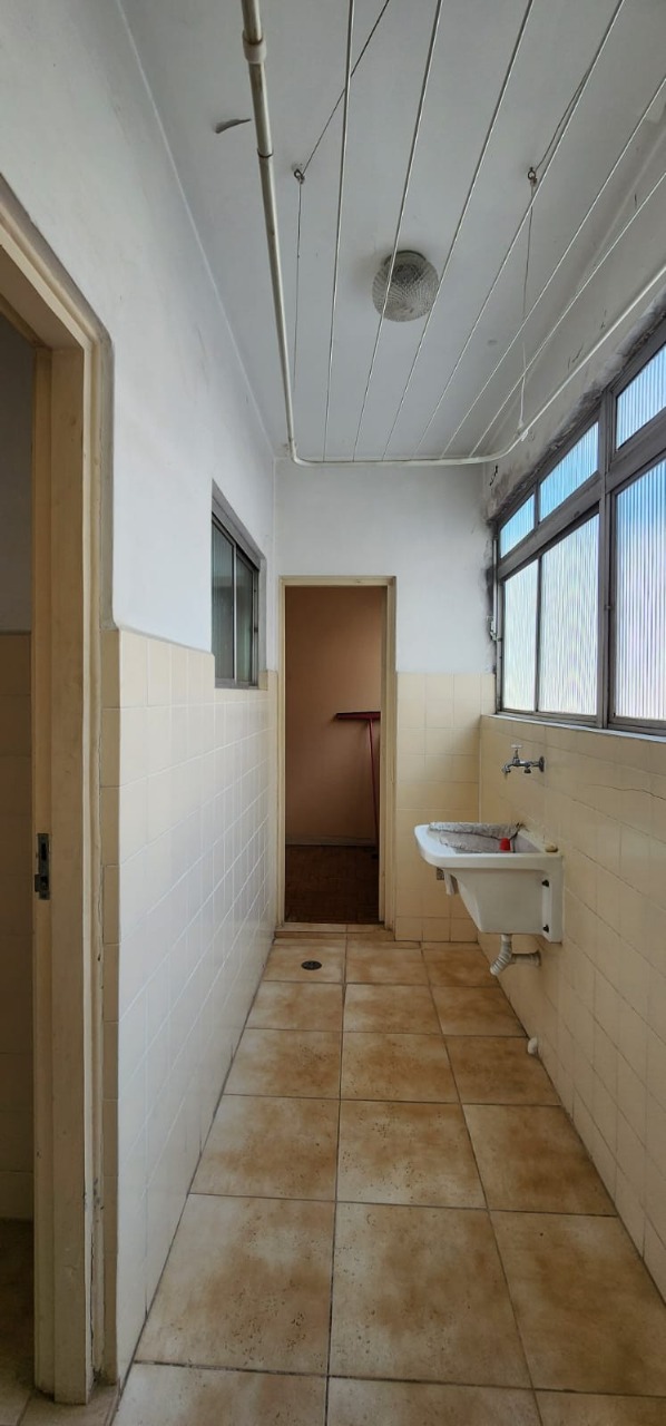 Apartamento à venda com 2 quartos, 99m² - Foto 2