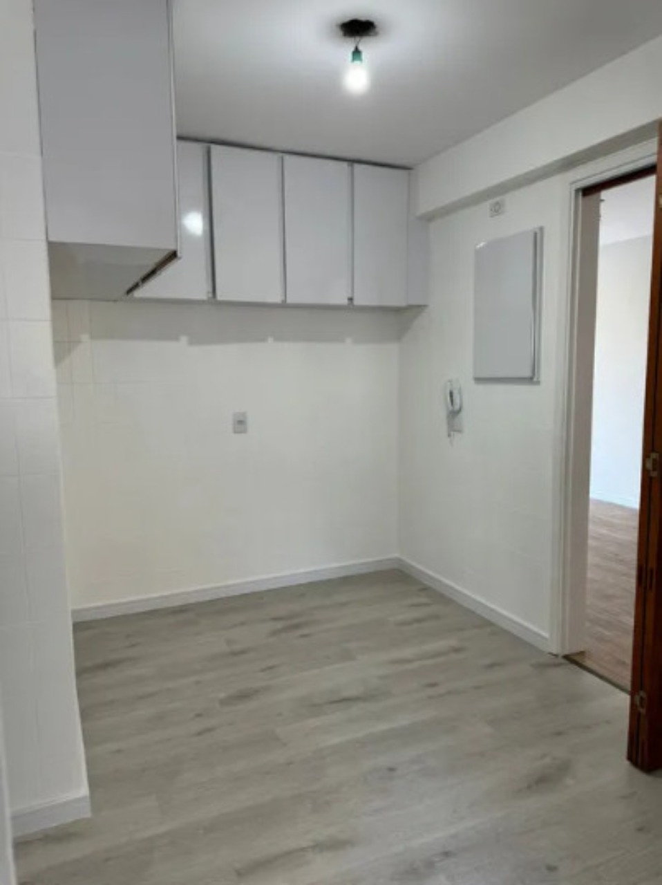 Apartamento à venda com 2 quartos, 75m² - Foto 7