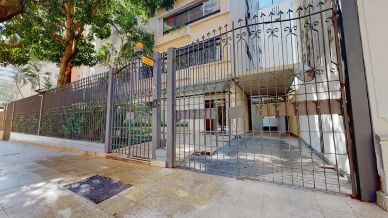 Apartamento à venda com 3 quartos, 220m² - Foto 6