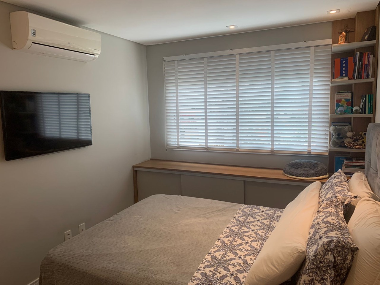 Apartamento à venda com 3 quartos, 91m² - Foto 4