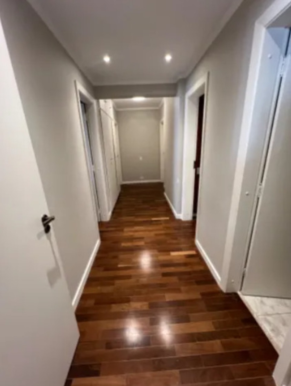 Apartamento à venda com 4 quartos, 200m² - Foto 8