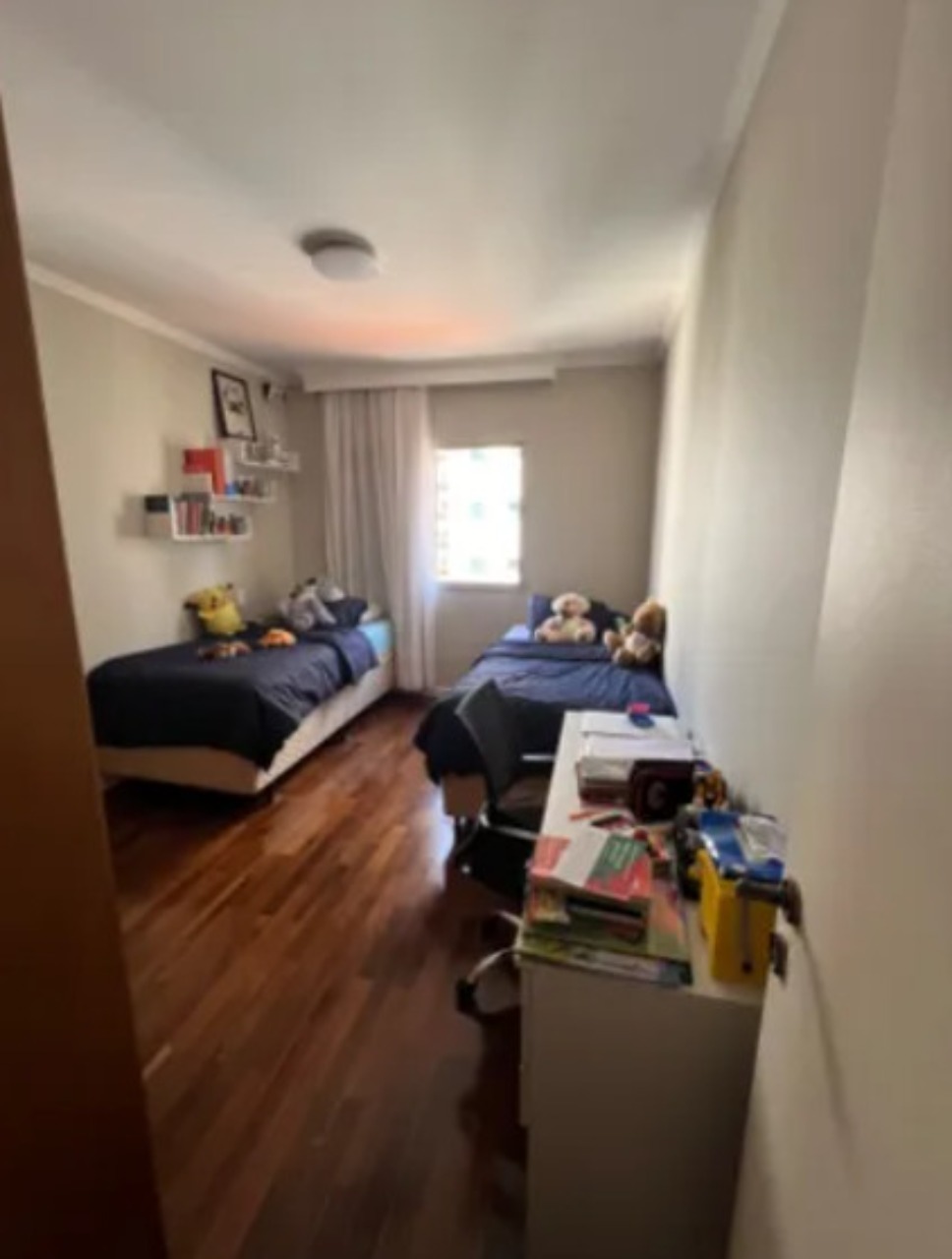 Apartamento à venda com 4 quartos, 200m² - Foto 4