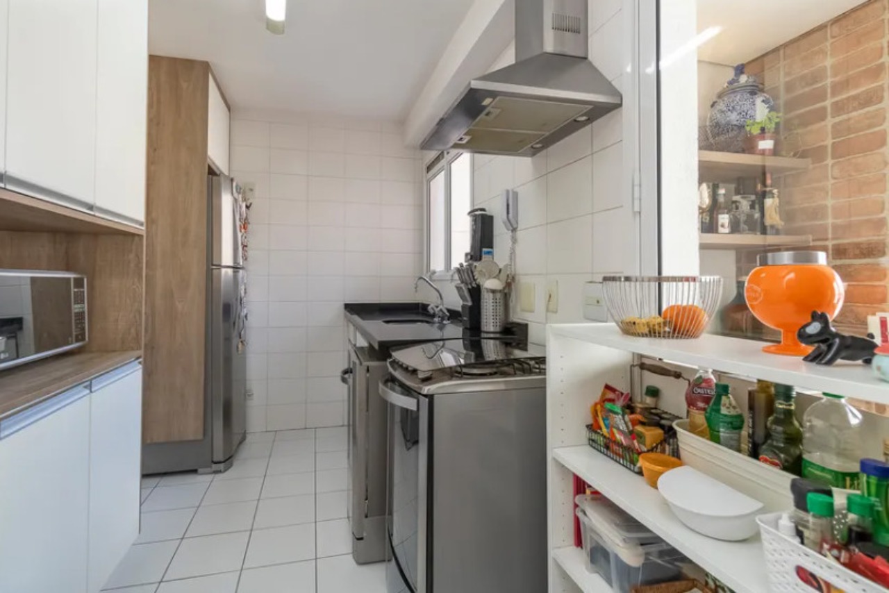 Apartamento à venda com 3 quartos, 141m² - Foto 4