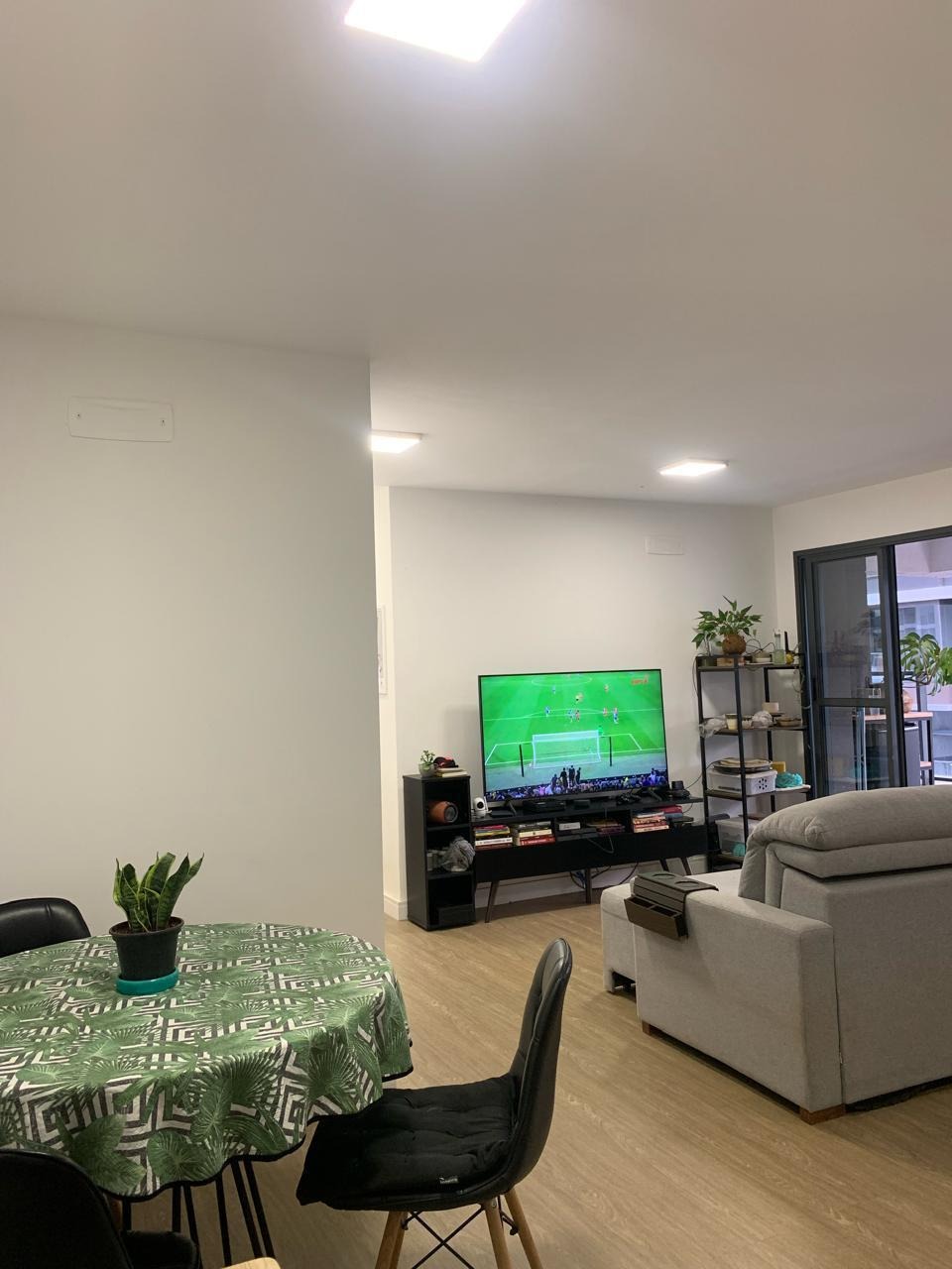 Apartamento à venda com 2 quartos, 96m² - Foto 7