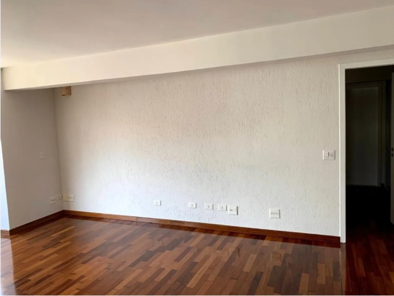 Apartamento à venda com 1 quarto, 90m² - Foto 15