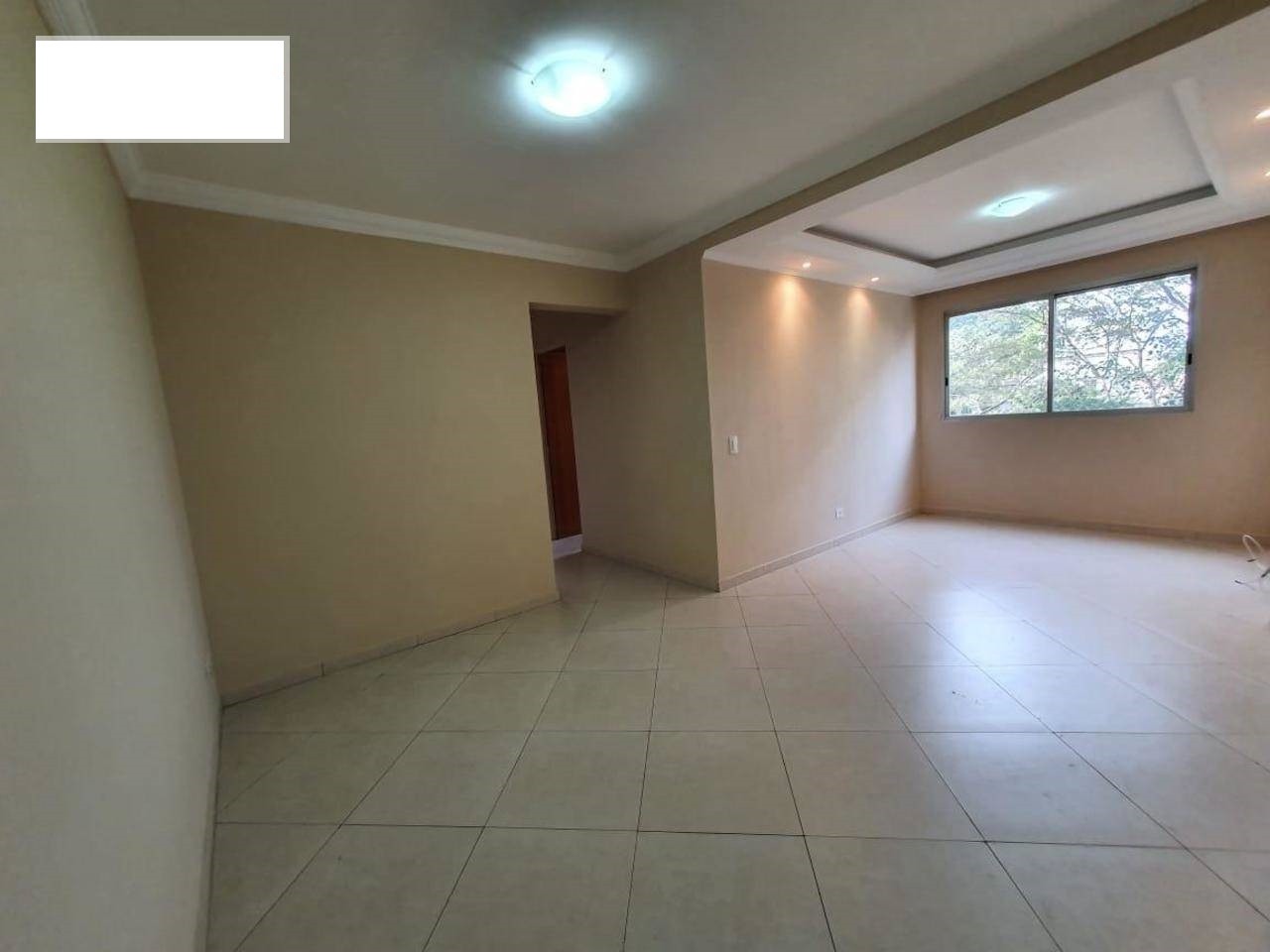 Apartamento à venda com 2 quartos, 60m² - Foto 1