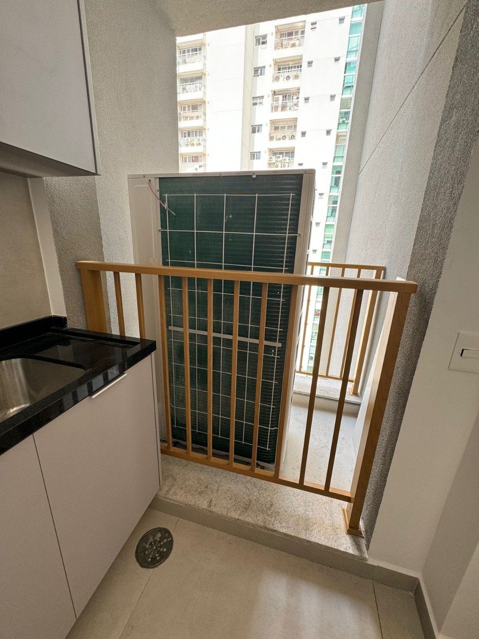 Apartamento para alugar com 3 quartos, 147m² - Foto 12