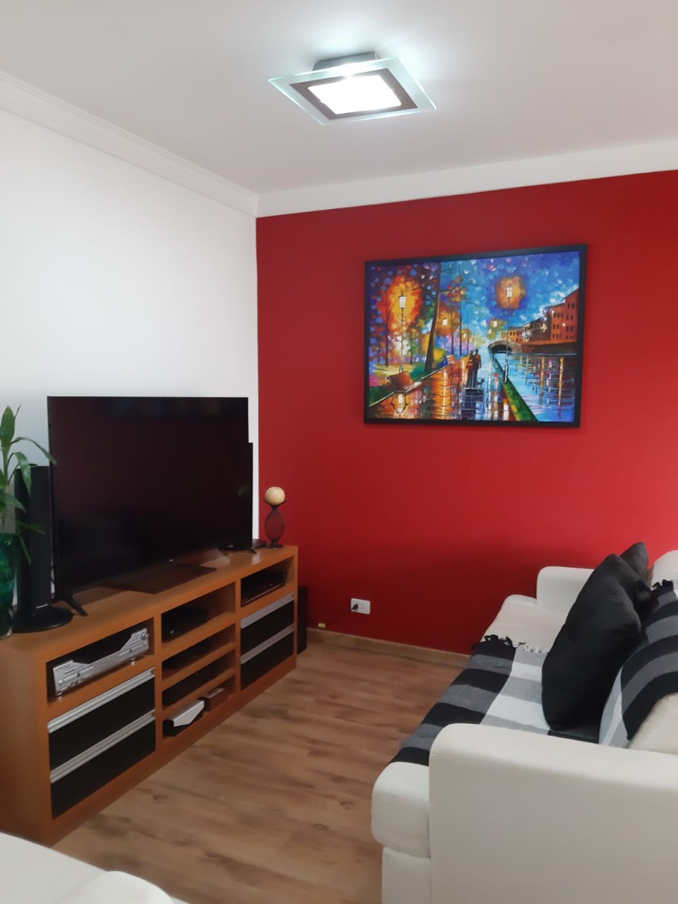 Apartamento à venda com 2 quartos, 60m² - Foto 2