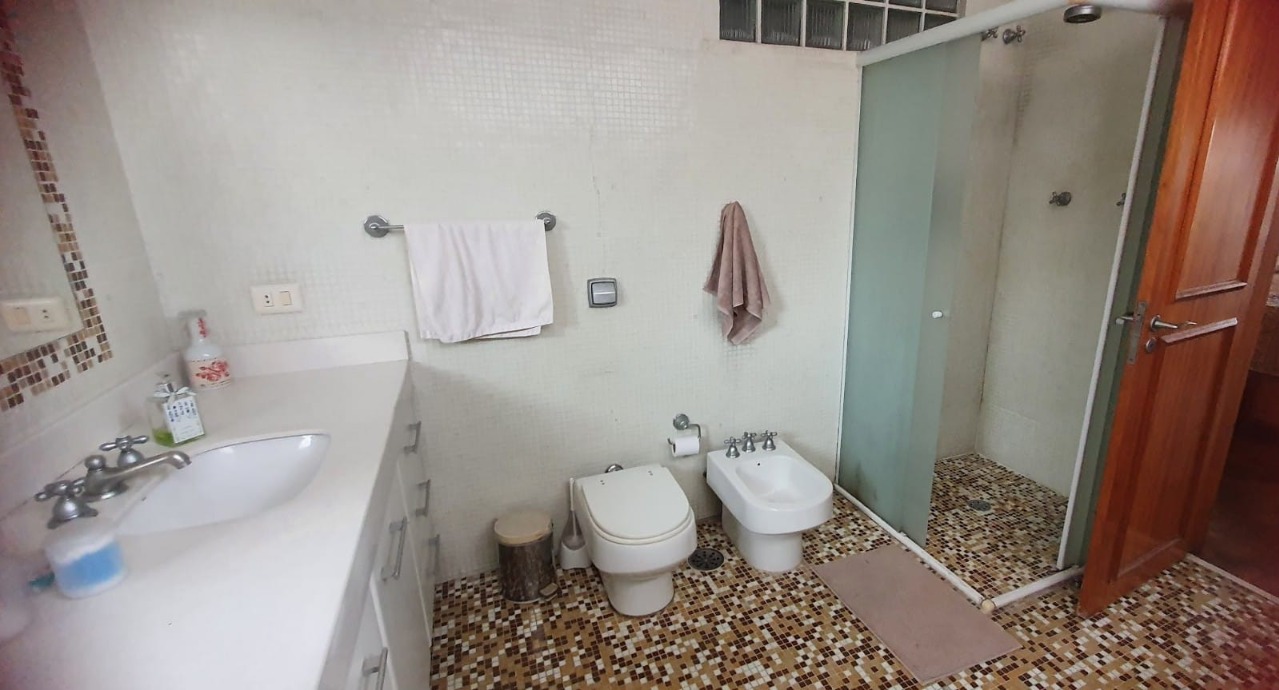 Apartamento à venda com 3 quartos, 189m² - Foto 9