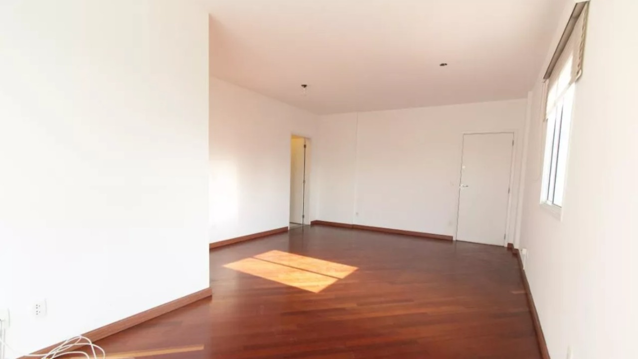 Apartamento à venda com 3 quartos, 102m² - Foto 1