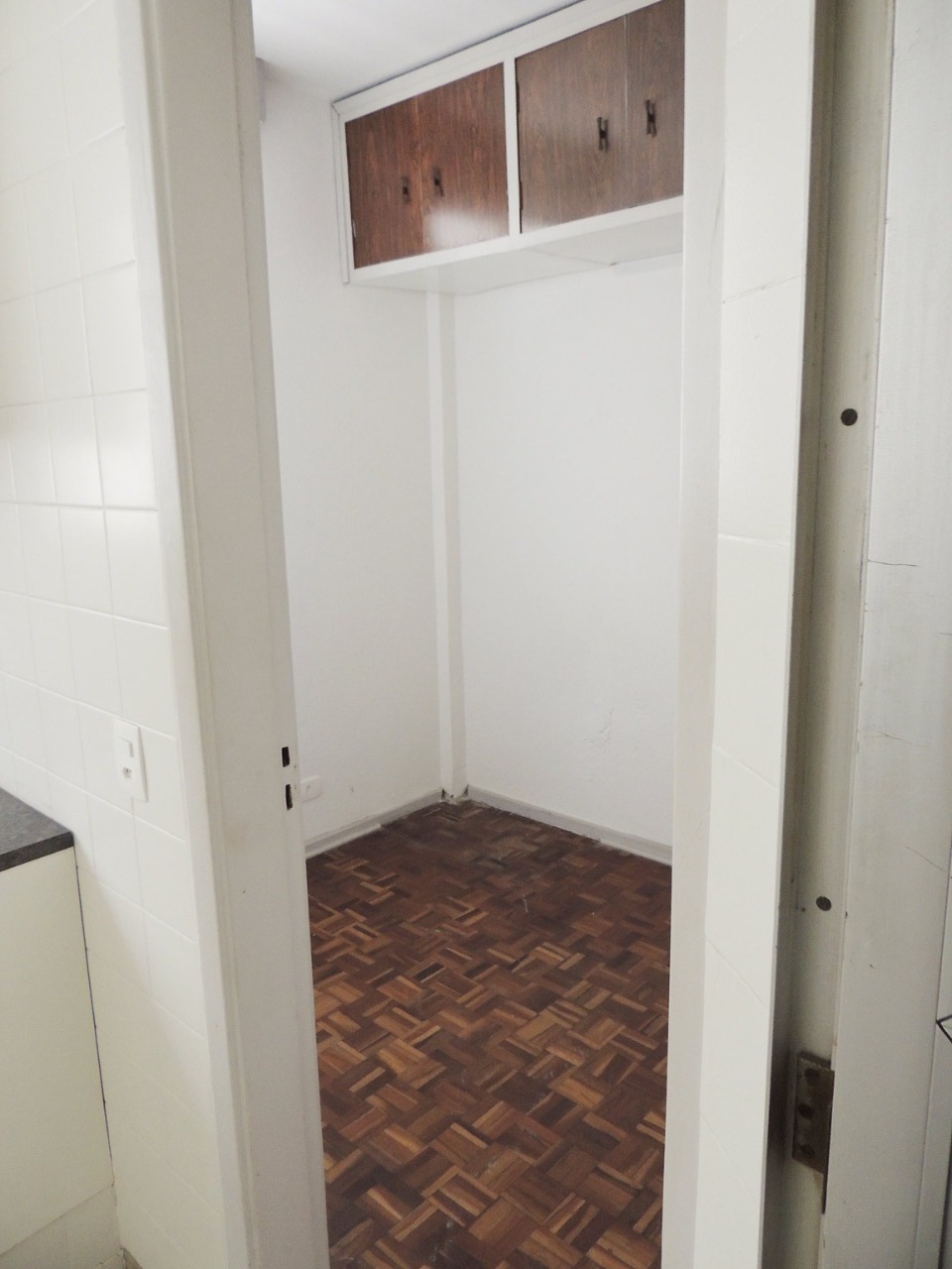 Apartamento à venda com 3 quartos, 186m² - Foto 3