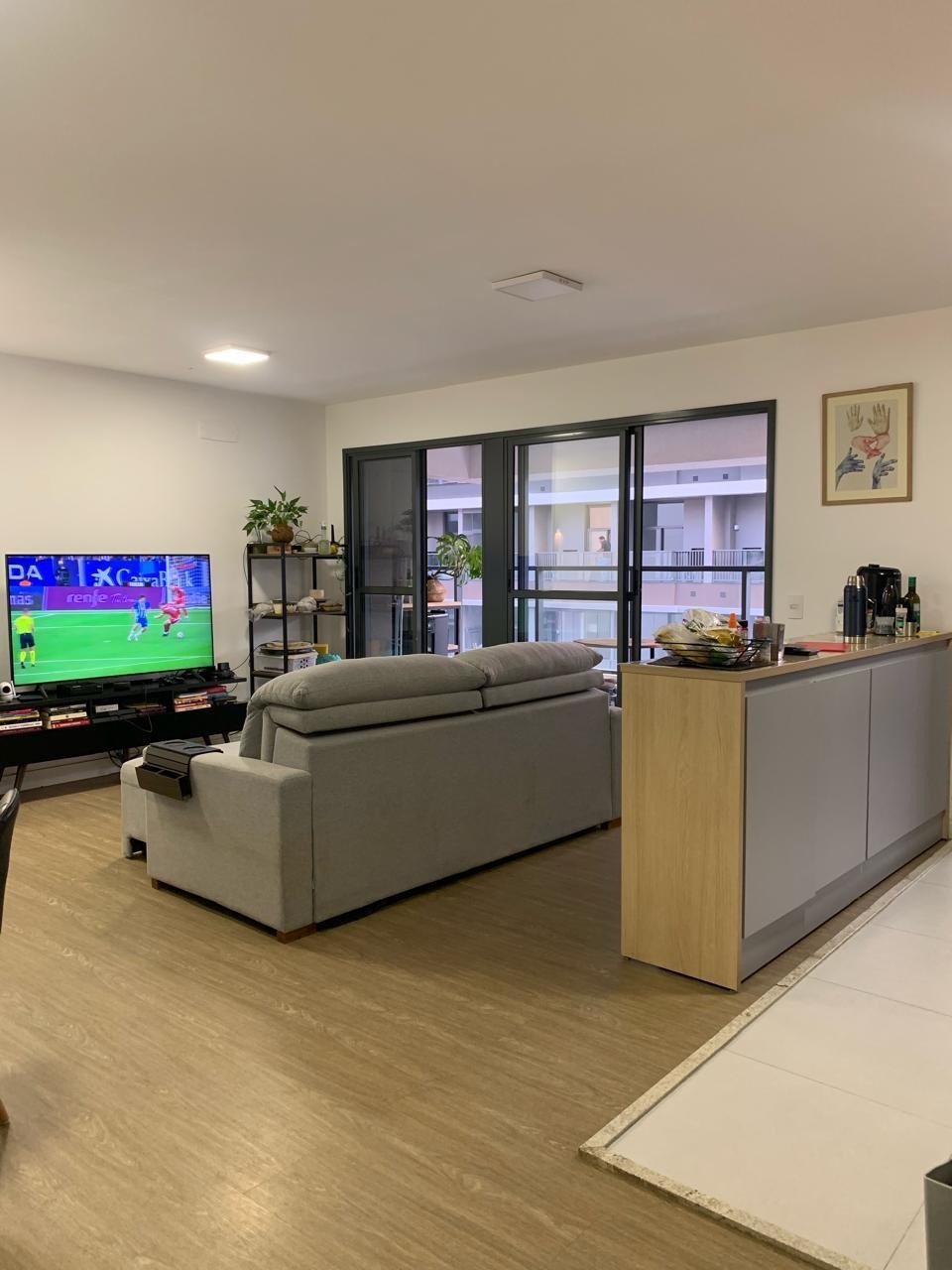 Apartamento à venda com 2 quartos, 96m² - Foto 1