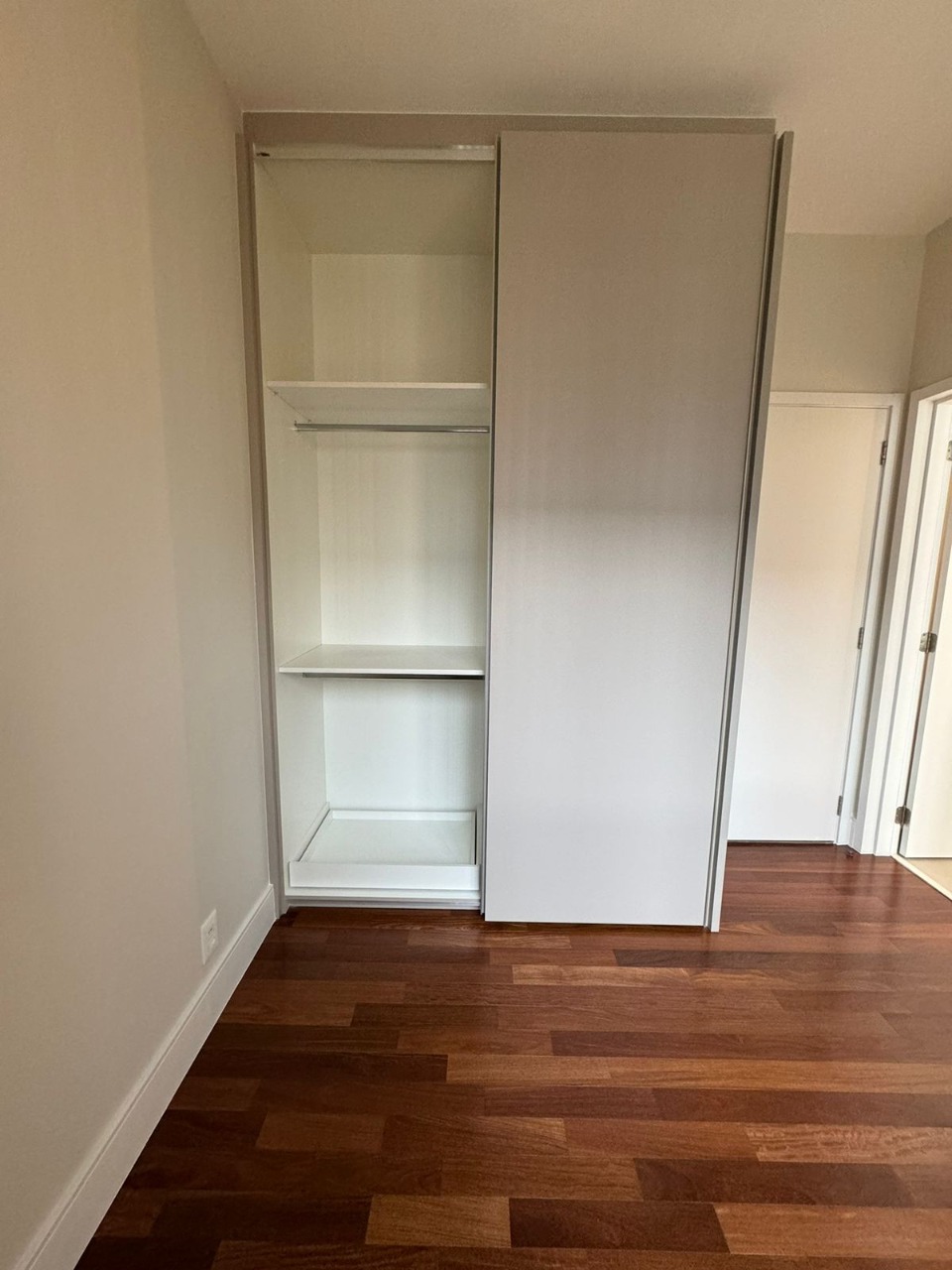 Apartamento para alugar com 3 quartos, 147m² - Foto 32