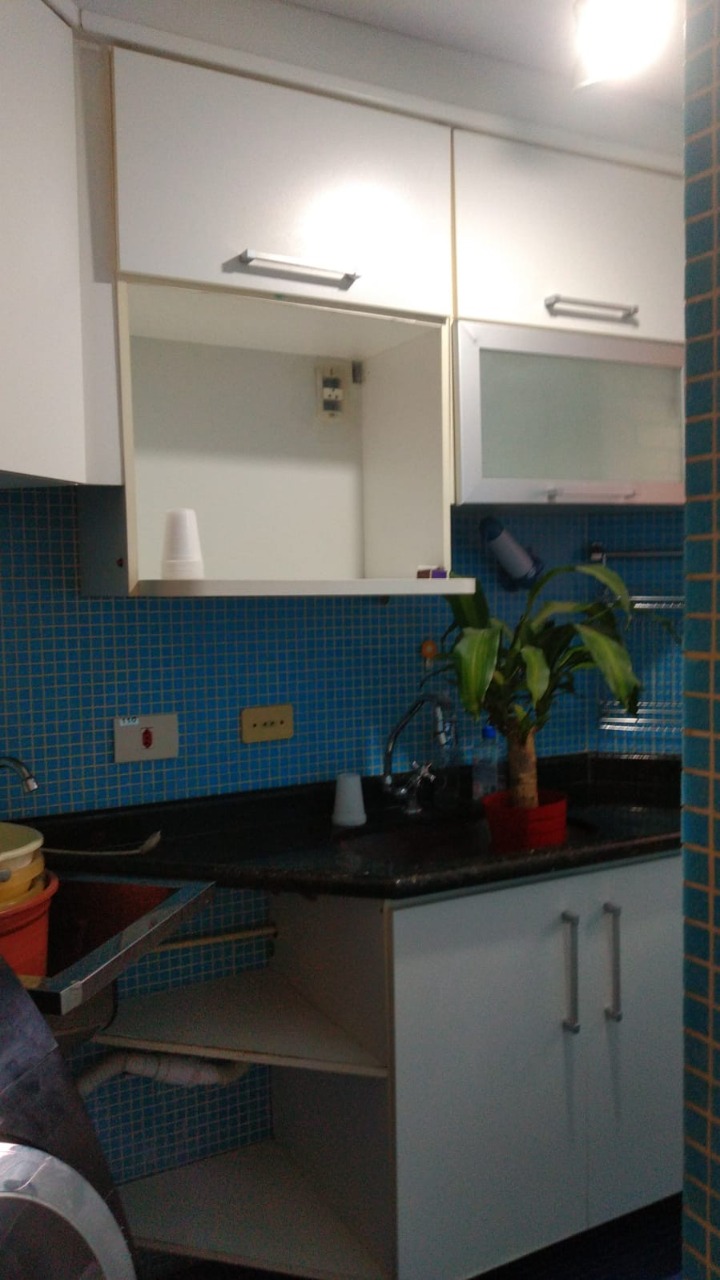 Apartamento à venda com 1 quarto, 62m² - Foto 2