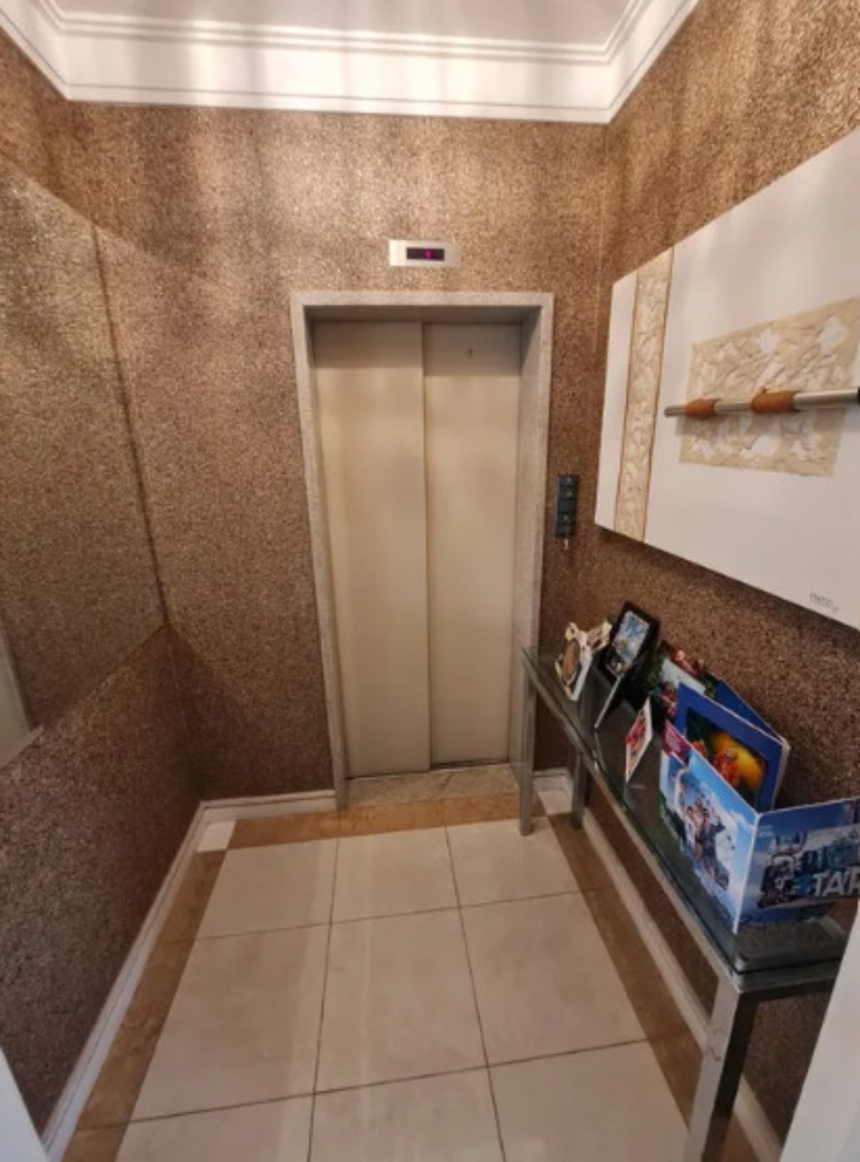 Apartamento à venda com 3 quartos, 178m² - Foto 3