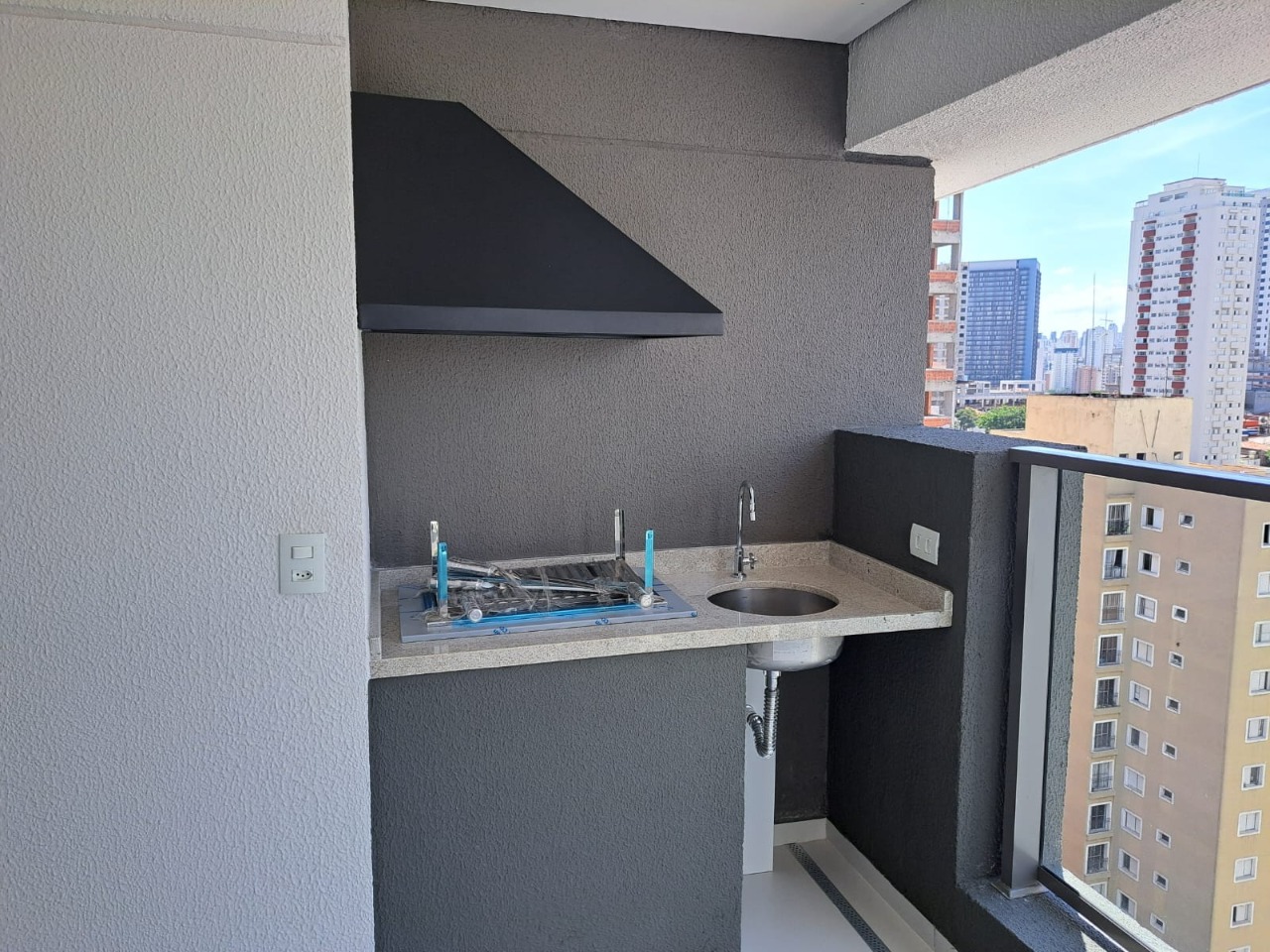 Apartamento à venda com 3 quartos, 79m² - Foto 3