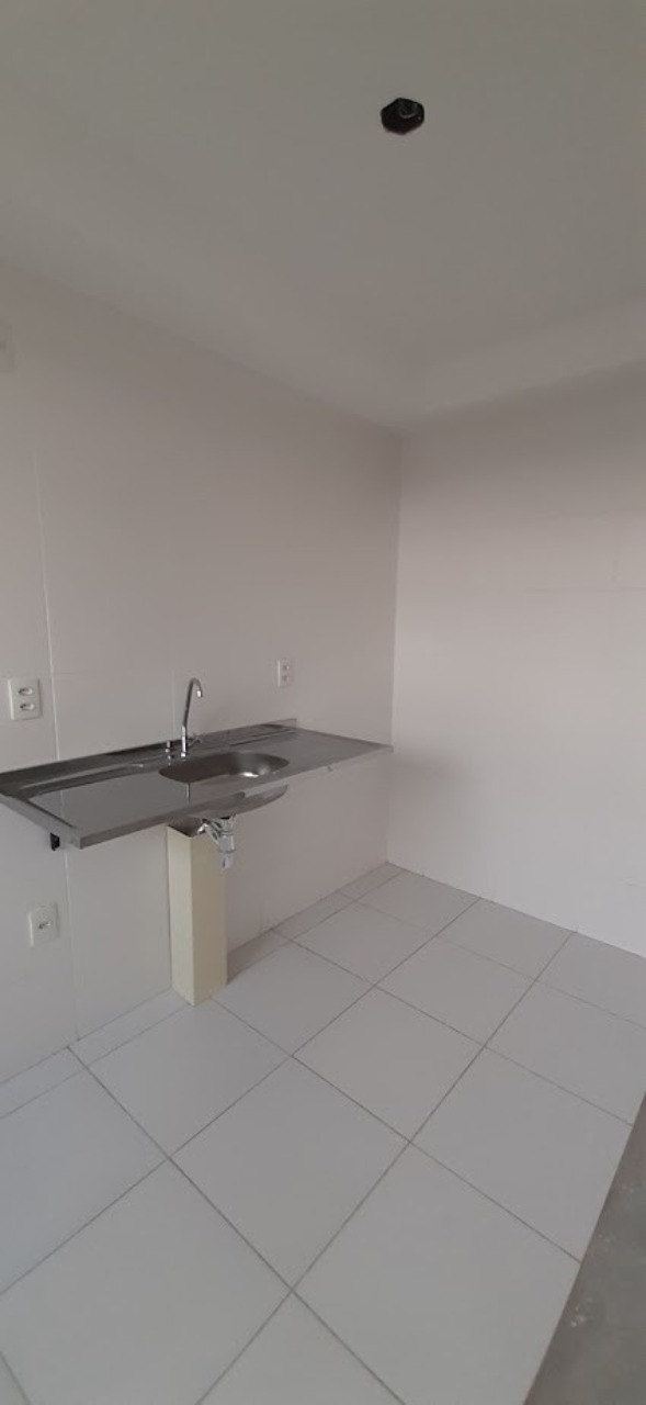 Apartamento à venda com 2 quartos, 40m² - Foto 3