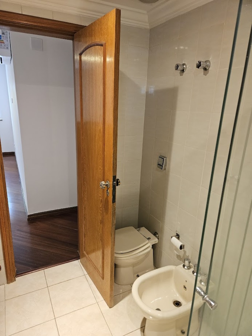 Apartamento para alugar com 3 quartos, 175m² - Foto 11