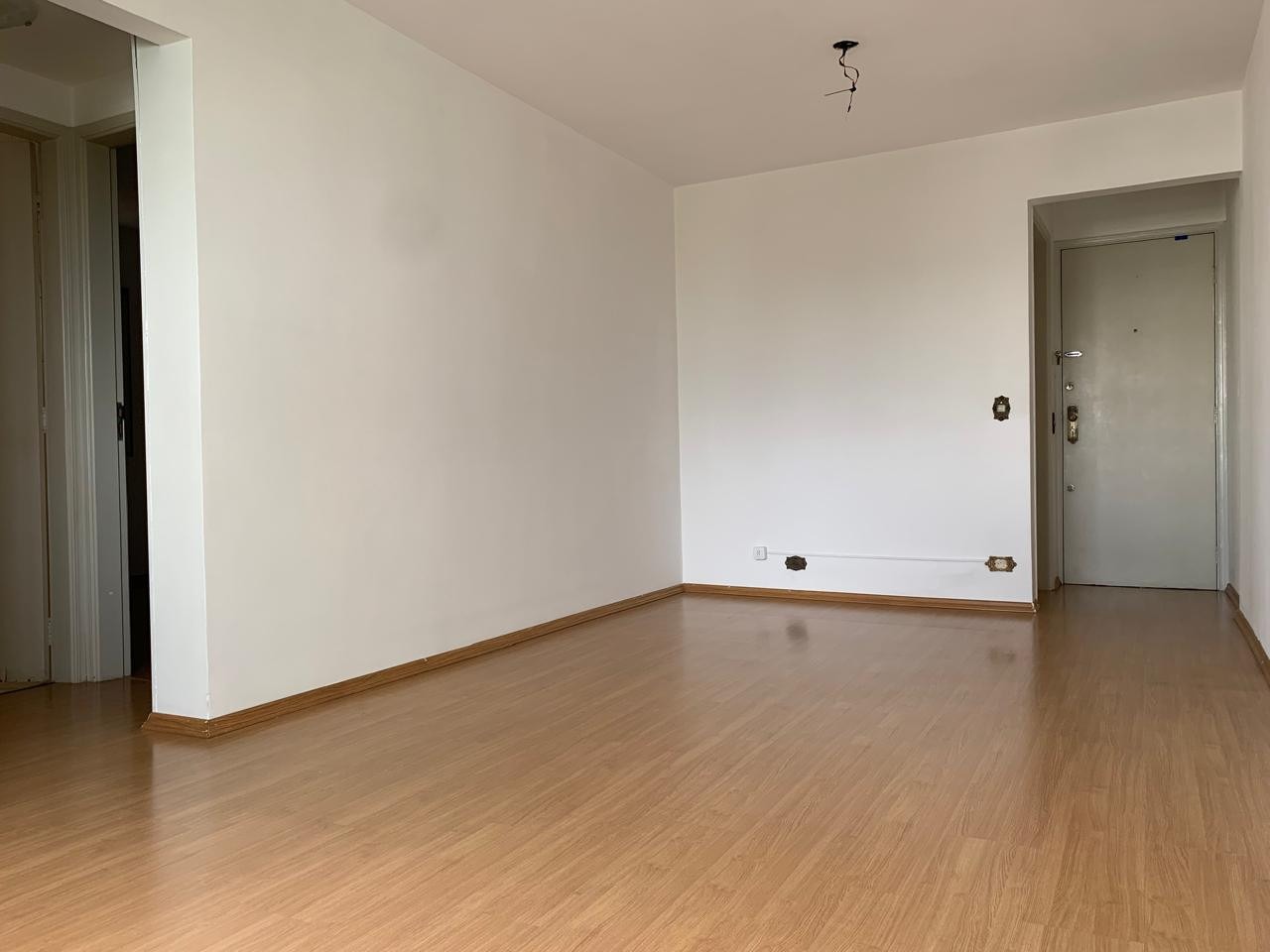 Apartamento à venda com 2 quartos, 72m² - Foto 1