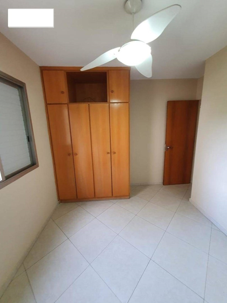 Apartamento à venda com 2 quartos, 60m² - Foto 2