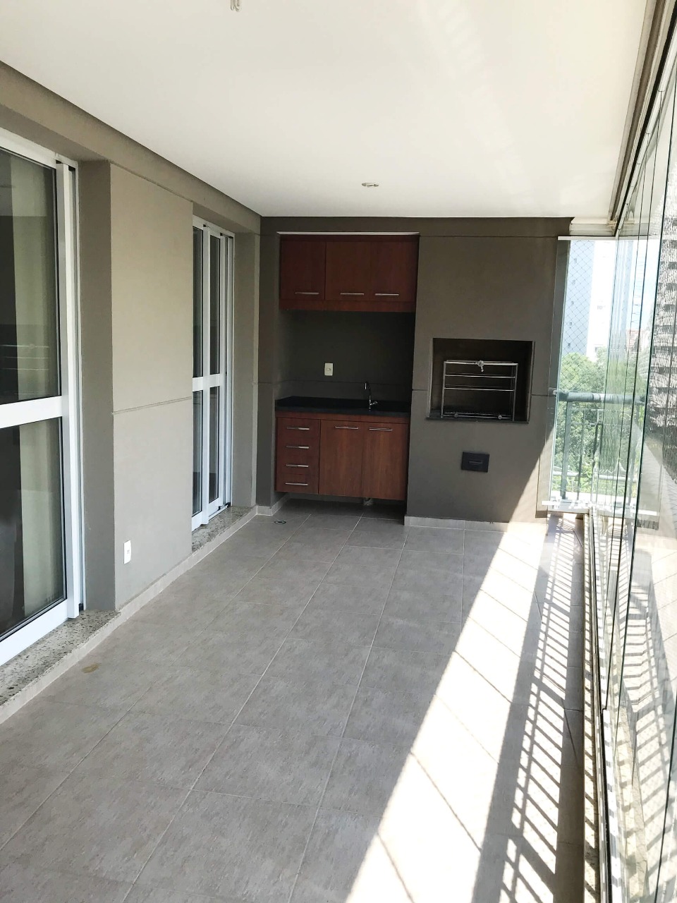 Apartamento à venda com 4 quartos, 170m² - Foto 1