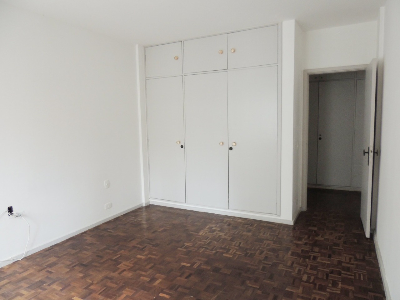 Apartamento à venda com 3 quartos, 186m² - Foto 26