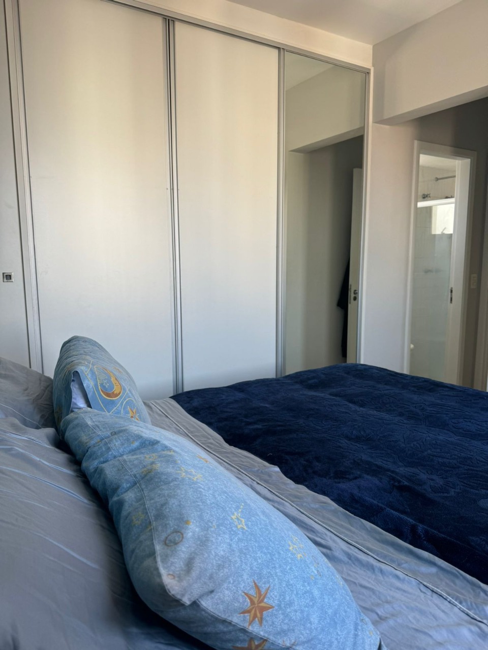 Apartamento à venda com 2 quartos, 79m² - Foto 2