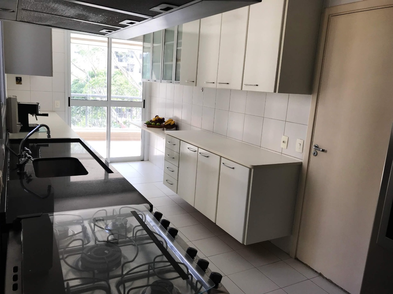 Apartamento à venda com 4 quartos, 170m² - Foto 8