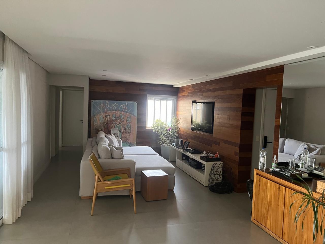 Apartamento à venda com 3 quartos, 142m² - Foto 4