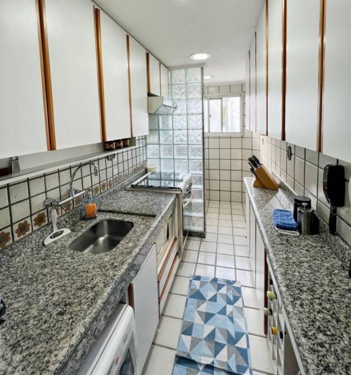 Cobertura à venda com 2 quartos, 80m² - Foto 3