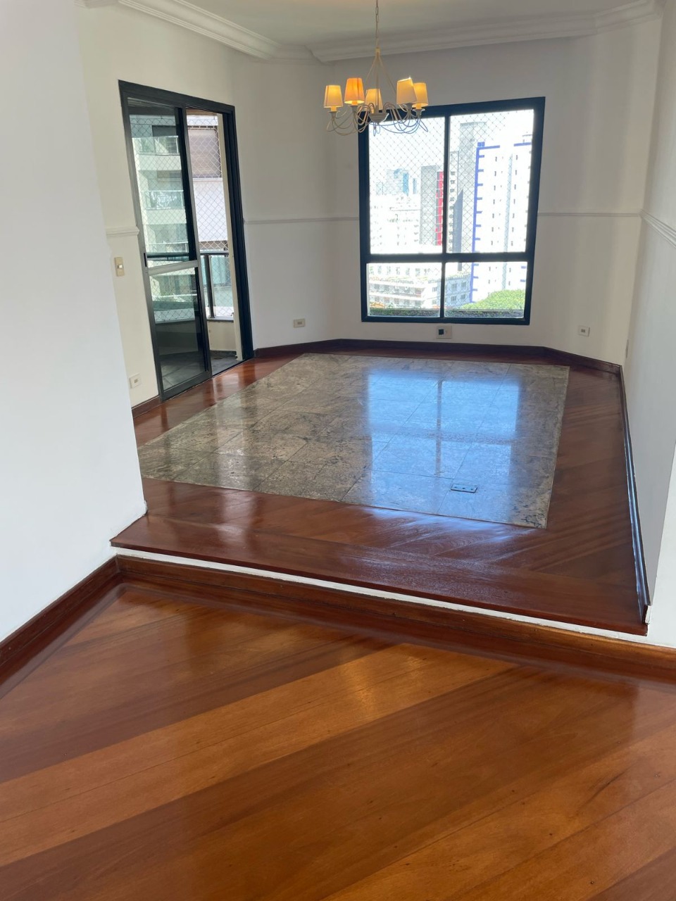 Apartamento à venda e aluguel com 3 quartos, 221m² - Foto 6